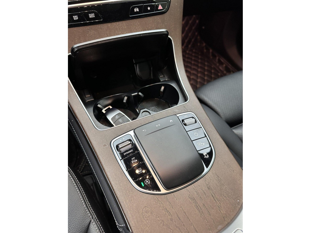 Mercedes-Benz GLC 300 L 2022
