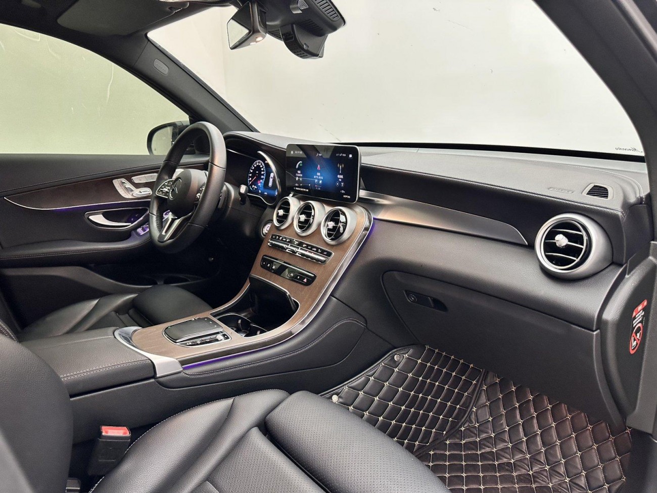 Mercedes-Benz GLC 300 L 2022