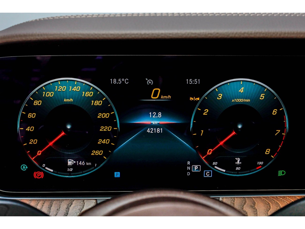 Mercedes-Benz E 300 L 2022