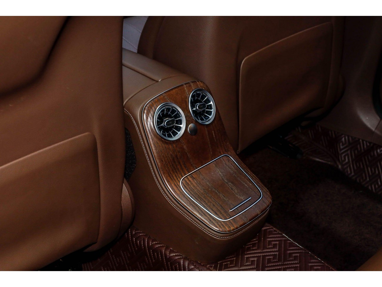 Mercedes-Benz E 300 L 2022