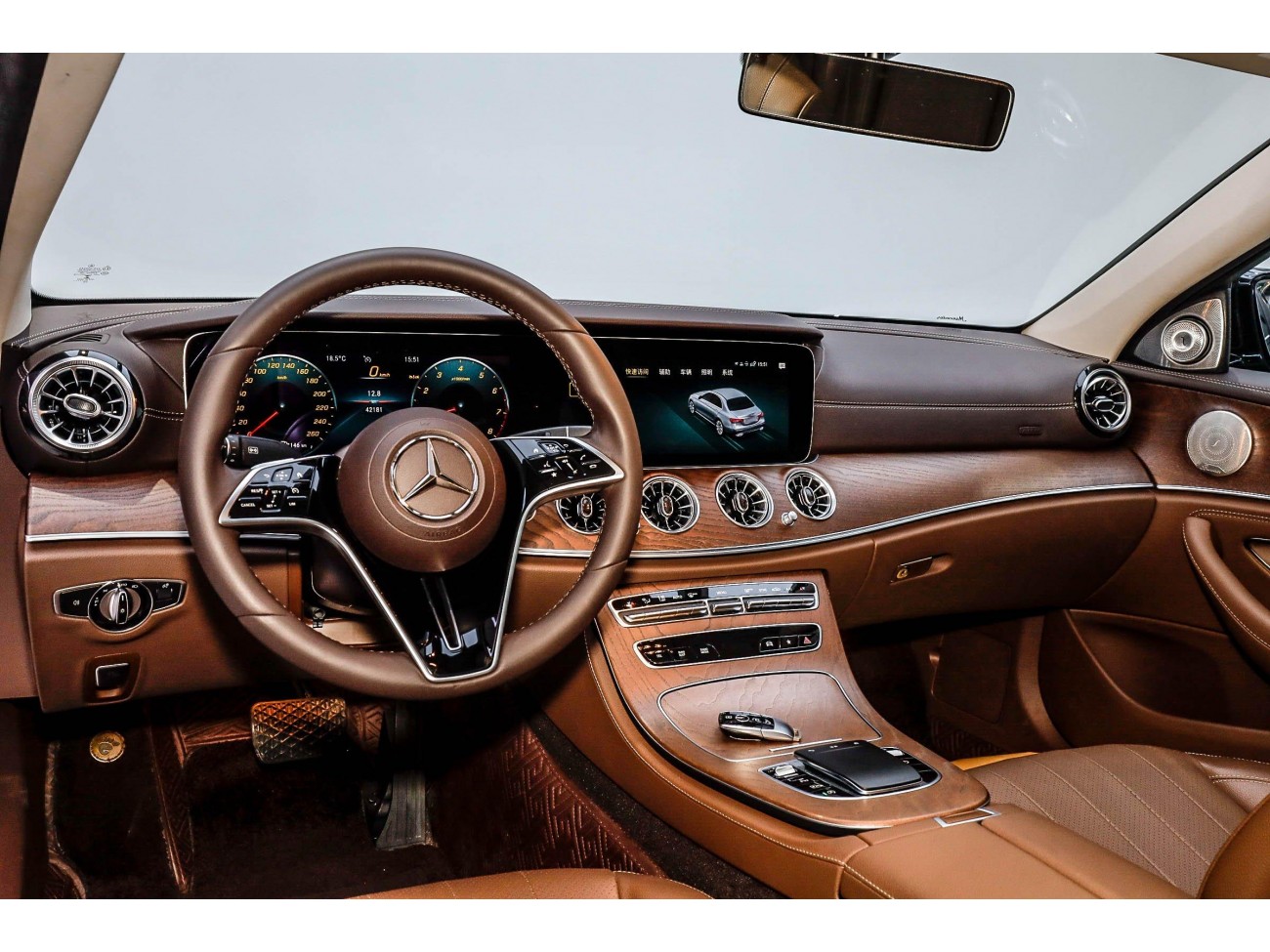 Mercedes-Benz E 300 L 2022