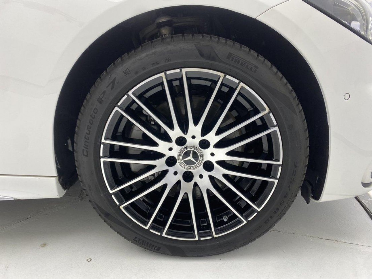 Mercedes-Benz C 260 L 2024