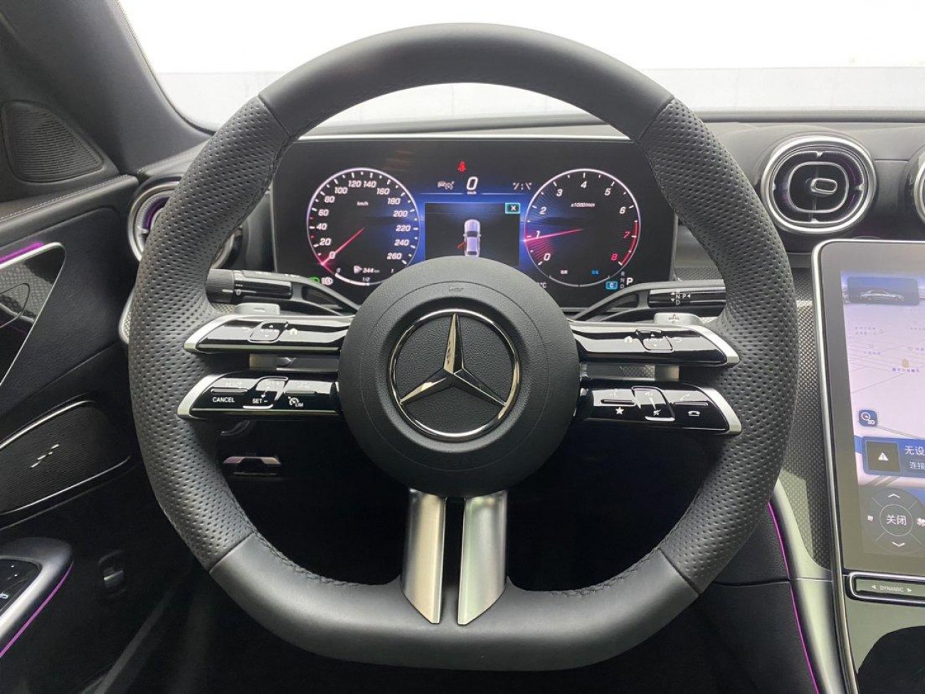 Mercedes-Benz C 260 L 2024