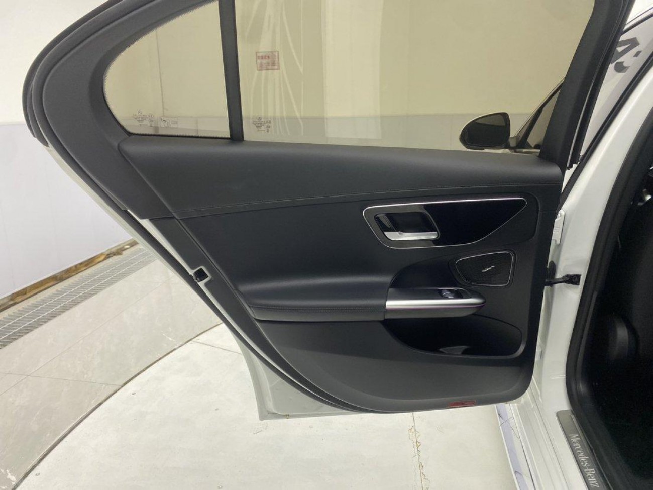 Mercedes-Benz C 260 L 2024