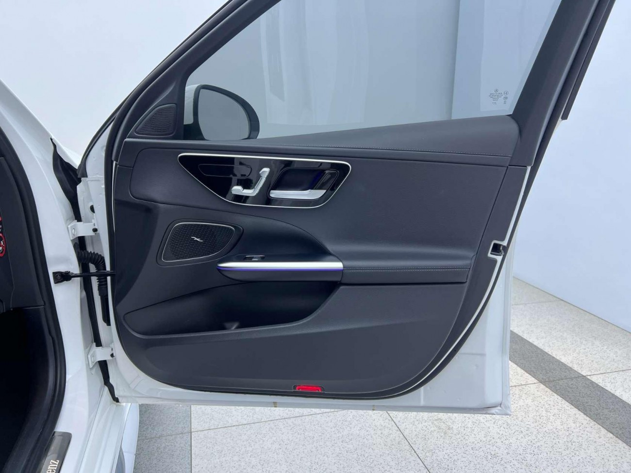 Mercedes-Benz C 260 L 2024