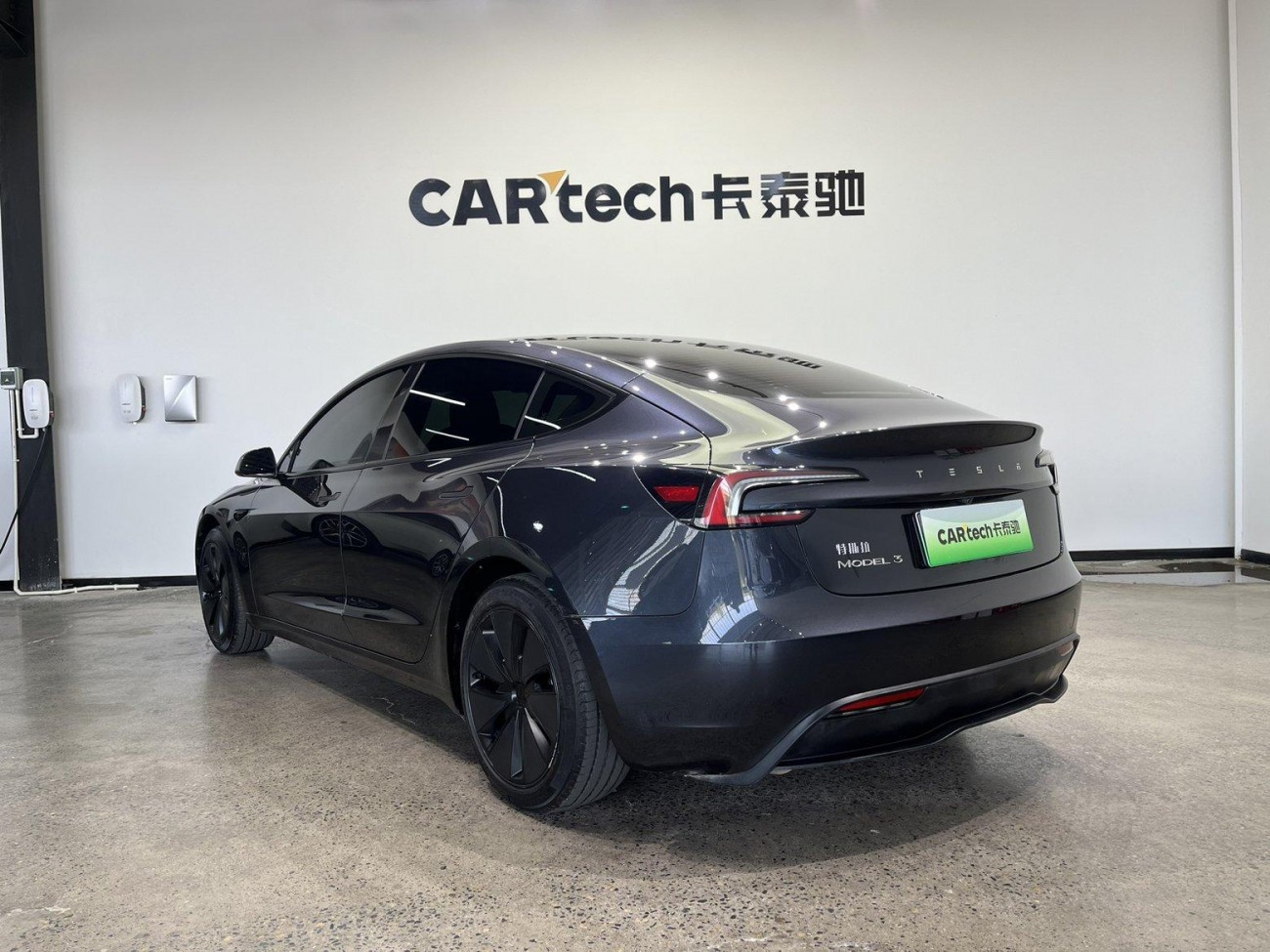 Tesla Model 3 2025