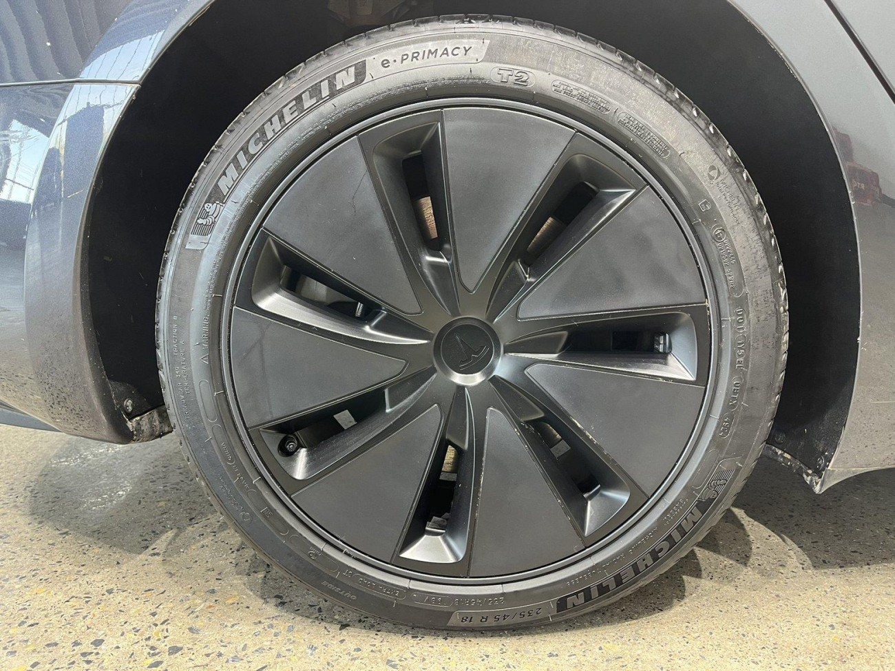 Tesla Model 3 2025