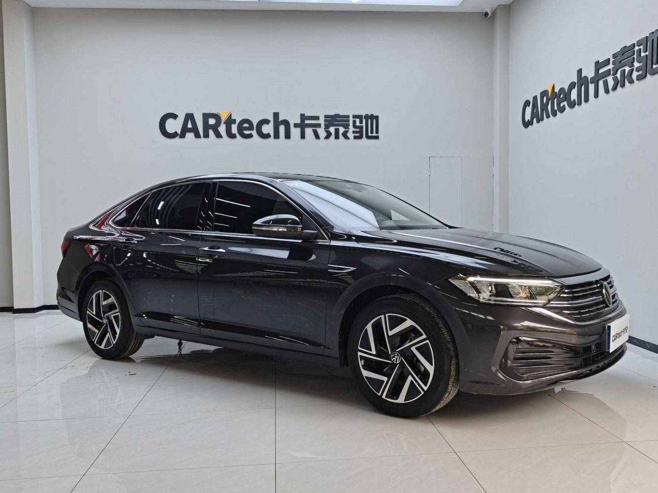 Volkswagen Sagitar 2025