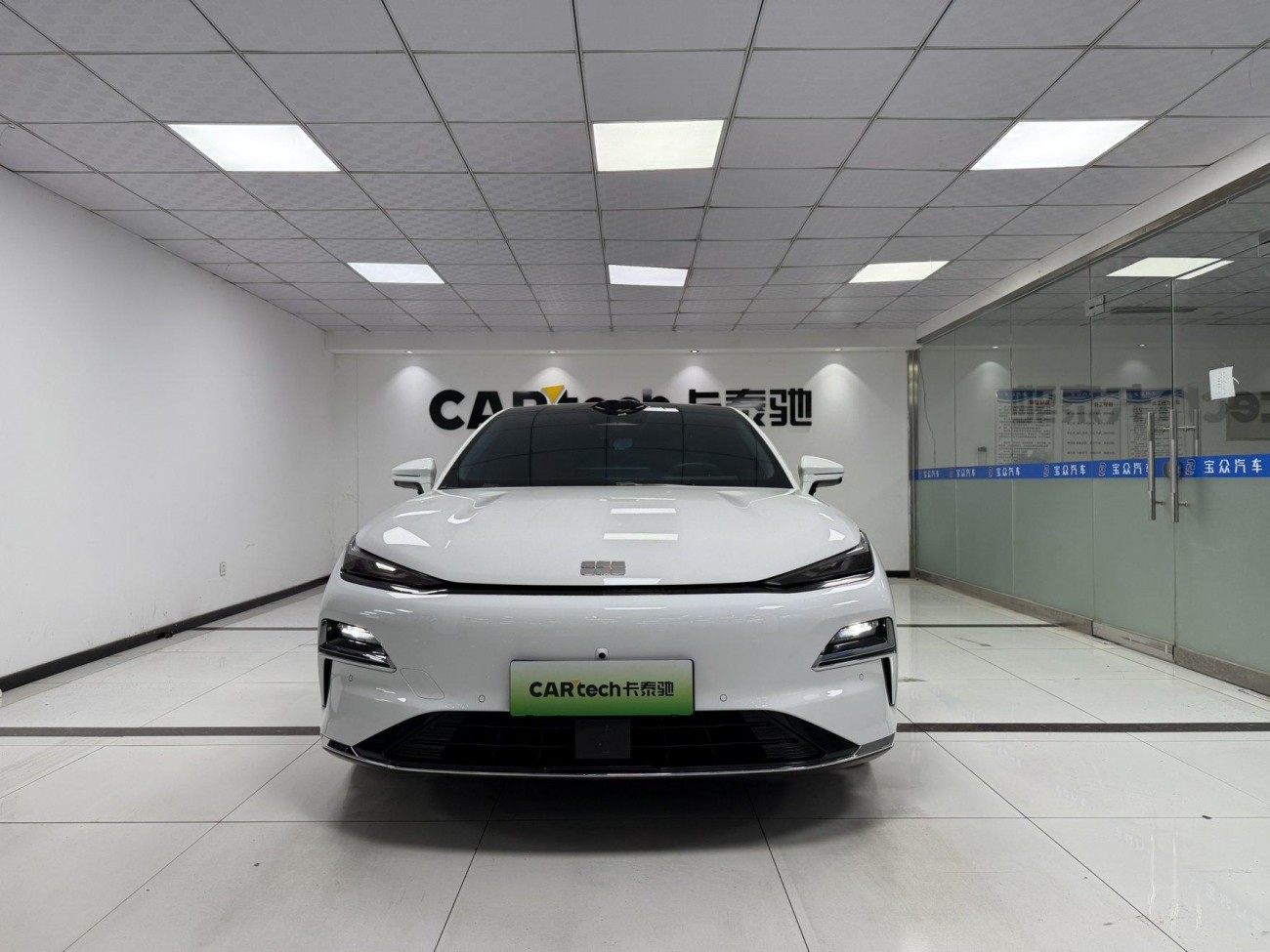 Geely Galaxy 8 2025
