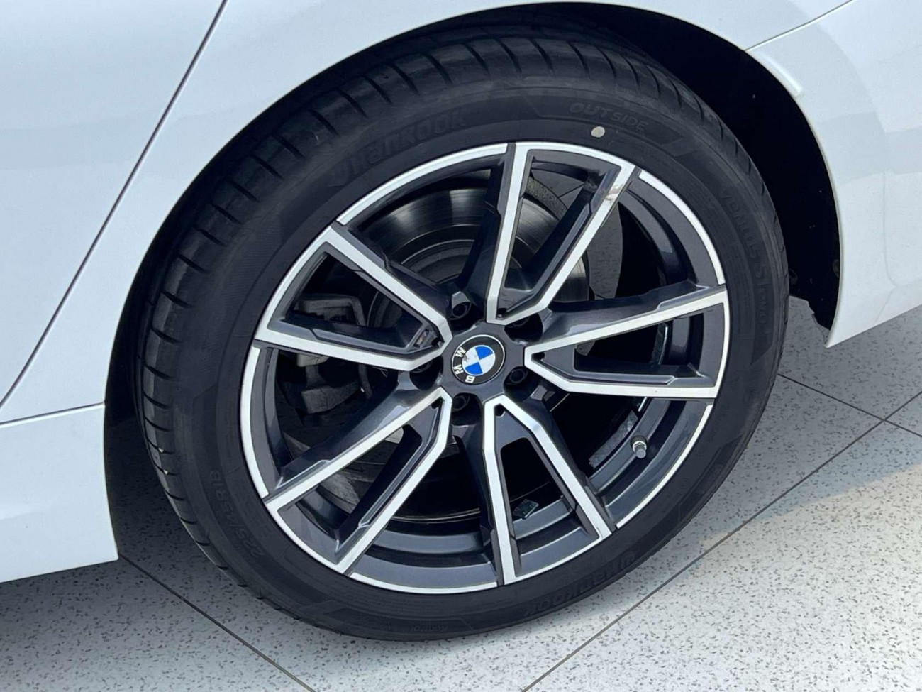 BMW 320Li 2024