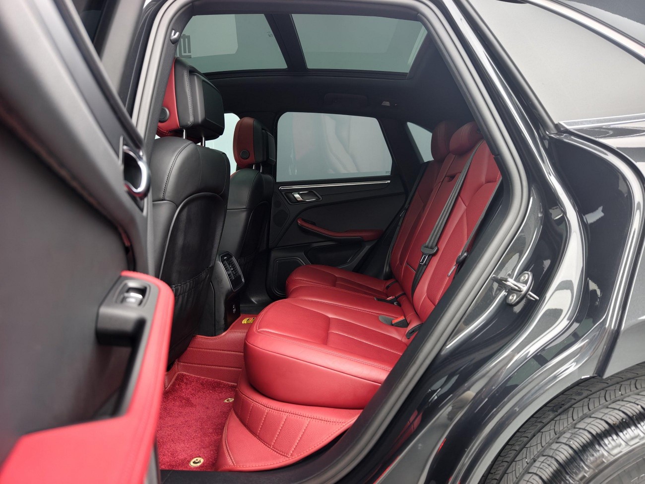 Porsche Macan 2022