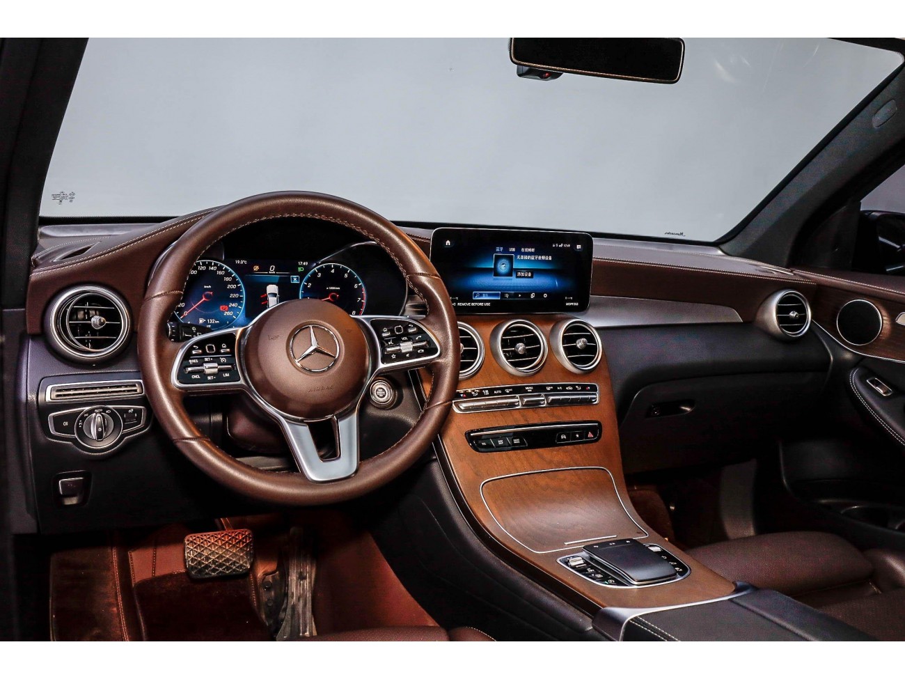 Mercedes-Benz GLC 300 L 2023