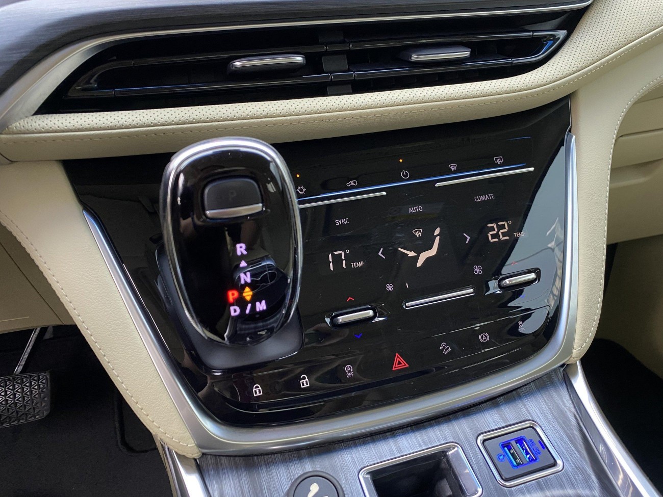 Buick GL8 2024