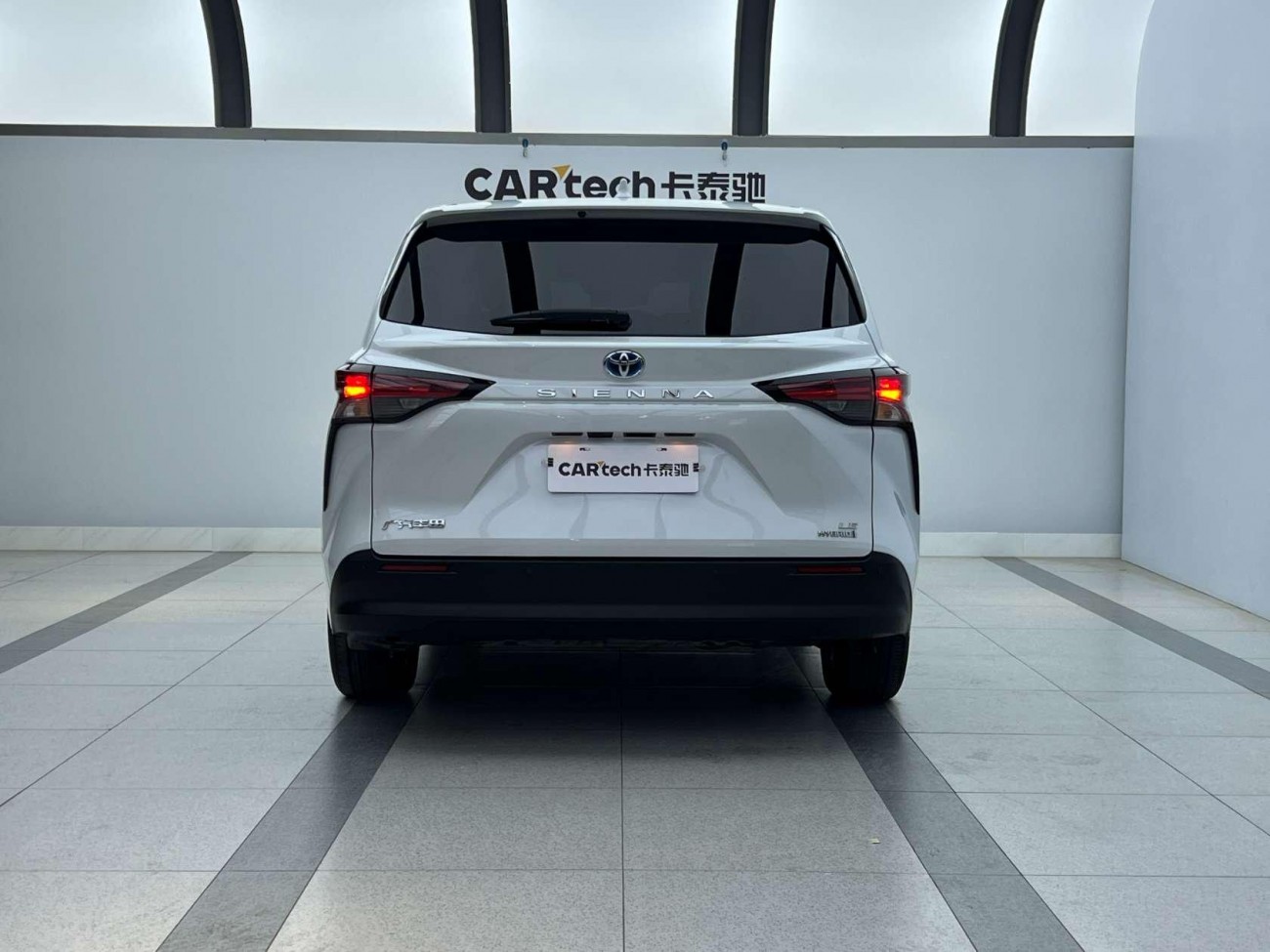 Toyota Sienna 2023