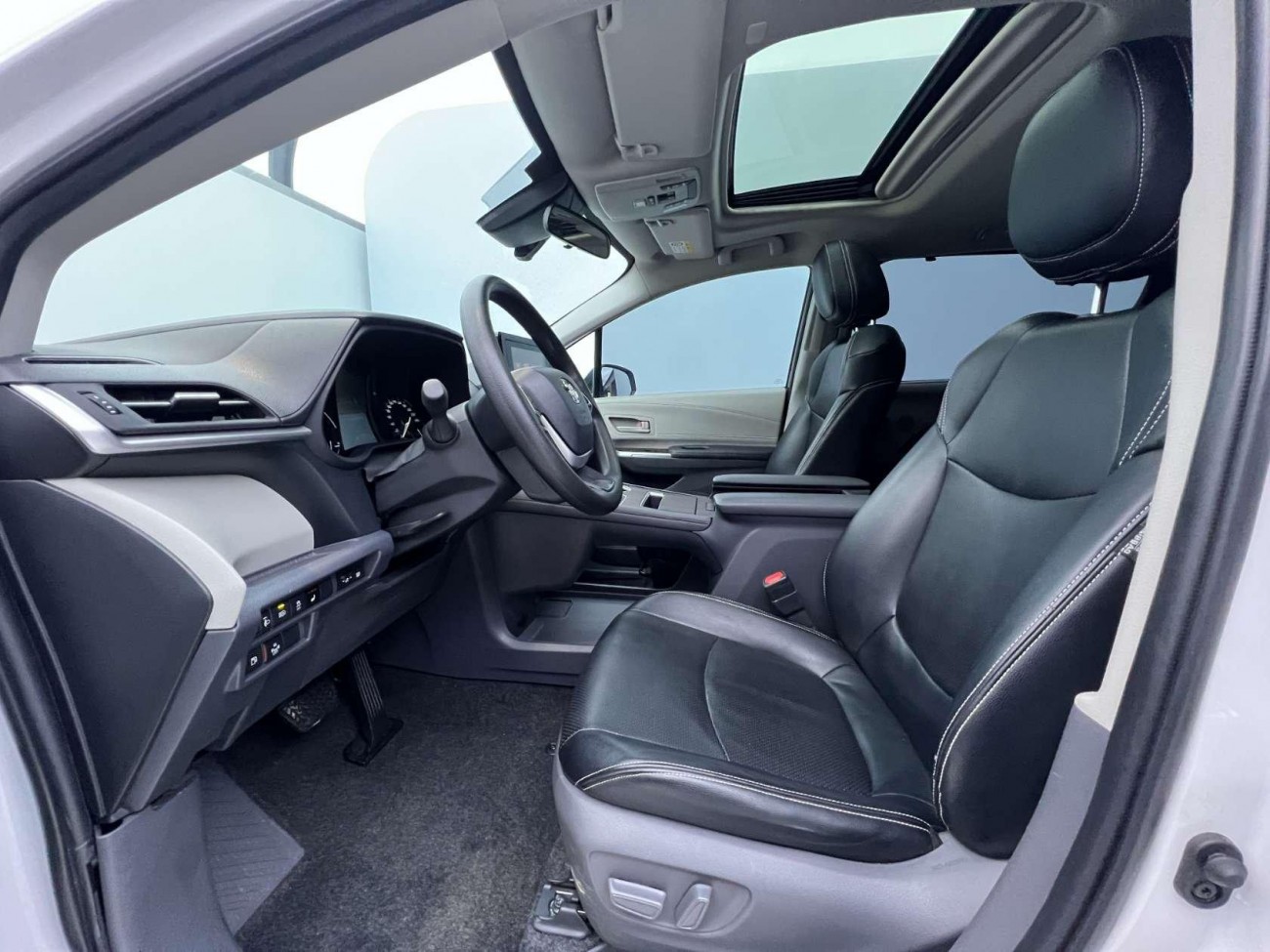 Toyota Sienna 2023