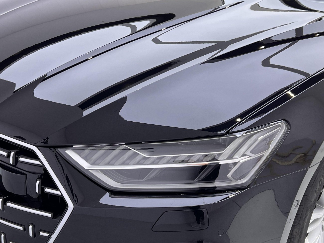 Audi A7L 45 TFSI 2024