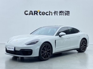 Porsche Panamera 2022