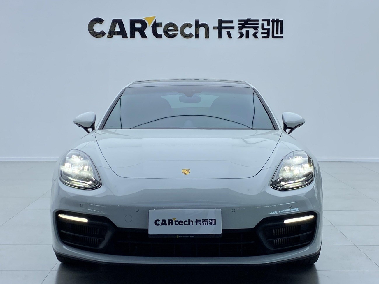 Porsche Panamera 2022