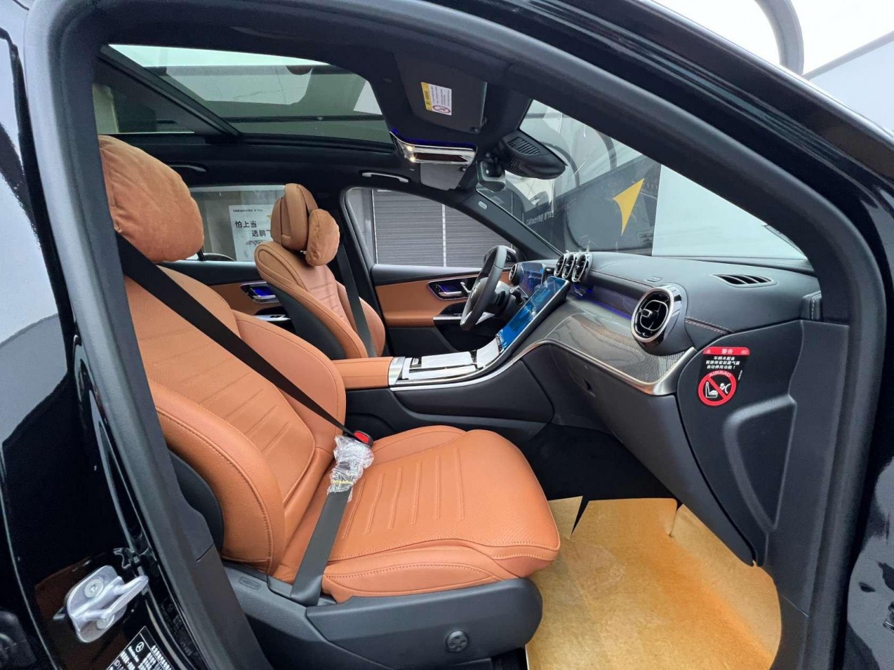 Mercedes-Benz GLC 260 L 2026