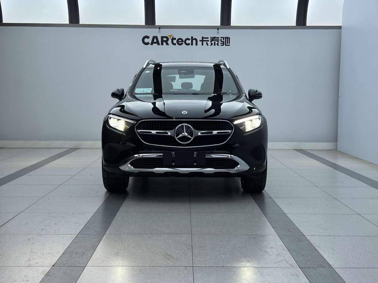 Mercedes-Benz GLC 260 L 2026
