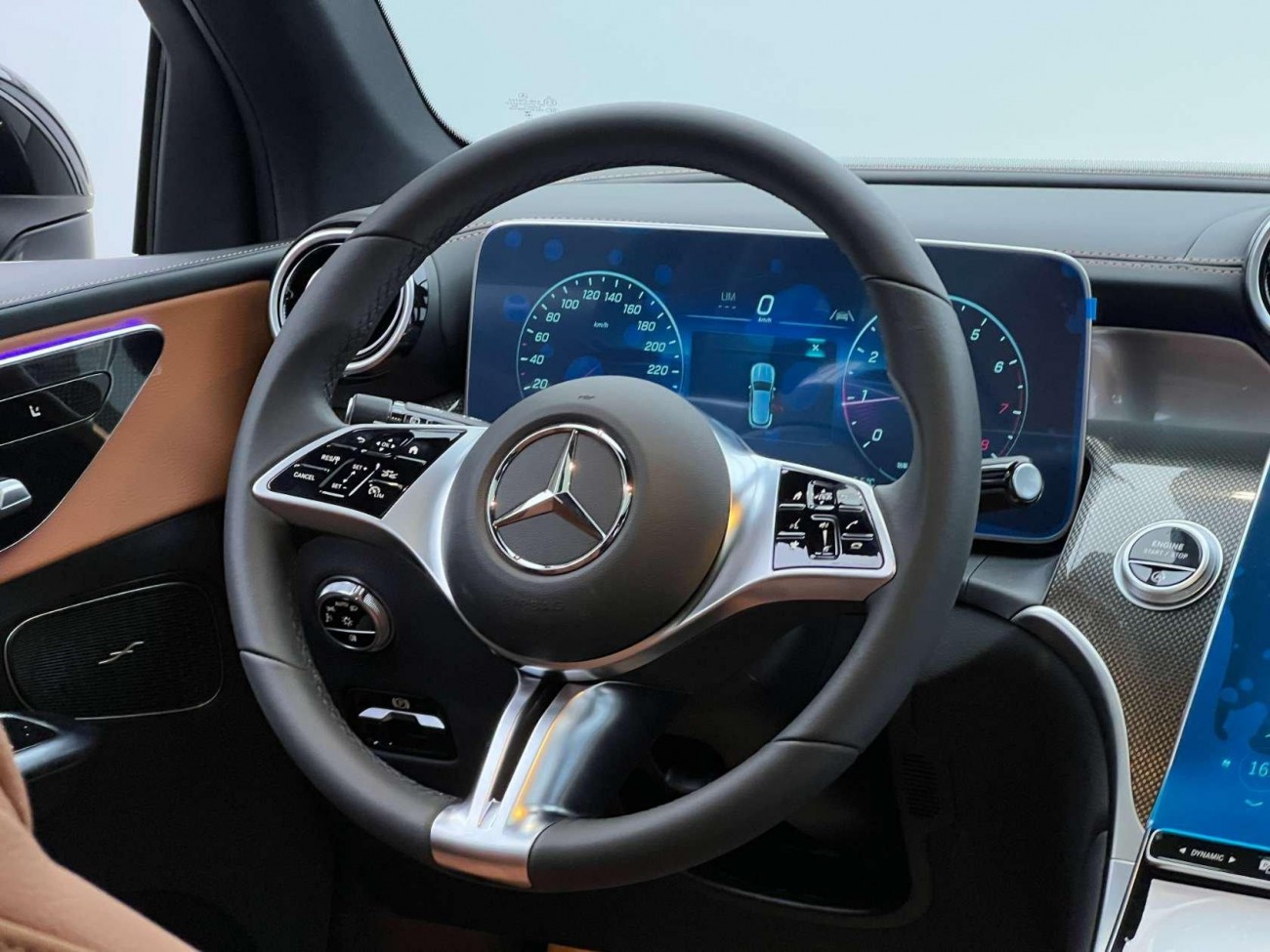Mercedes-Benz GLC 260 L 2026