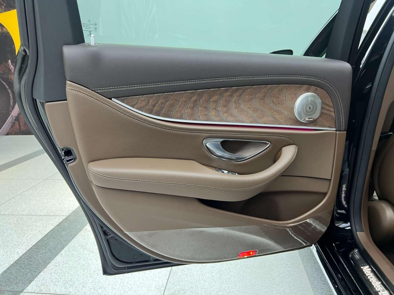 Mercedes-Benz E 300 L 2022