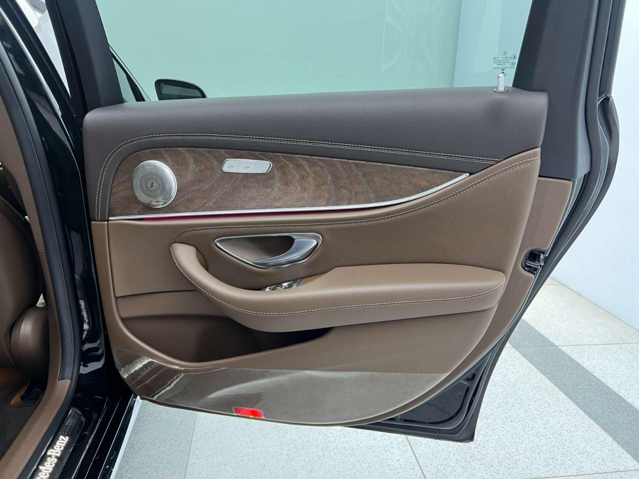 Mercedes-Benz E 300 L 2022