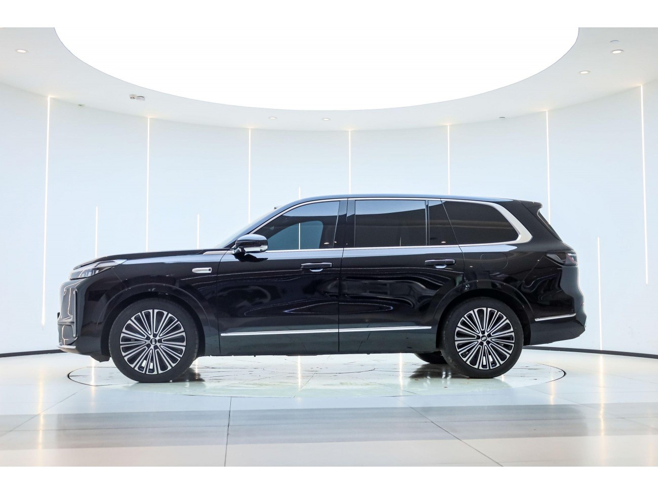 Geely Galaxy M9 2025