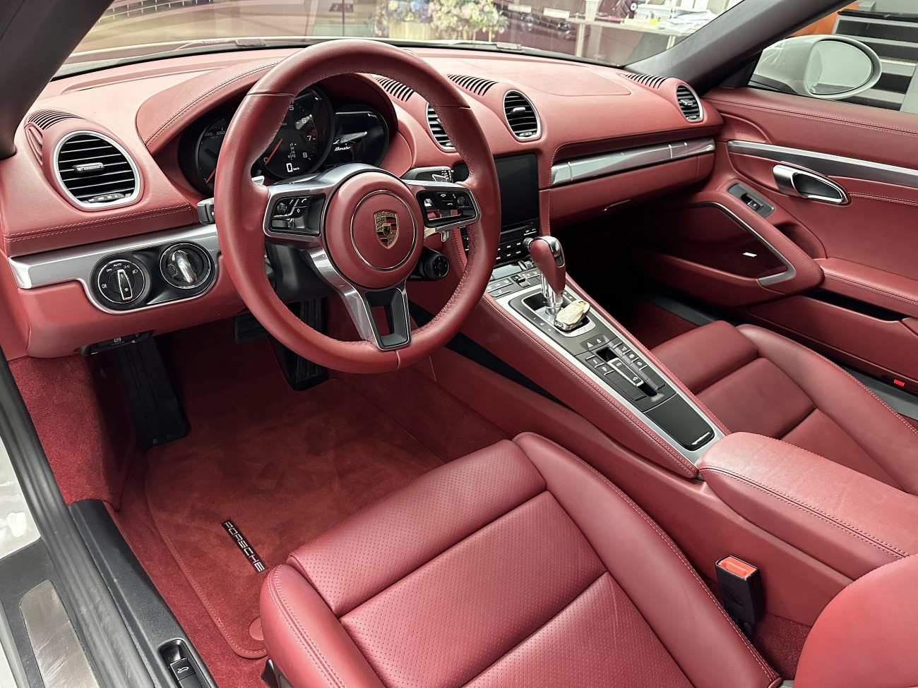 Porsche Boxster 2024