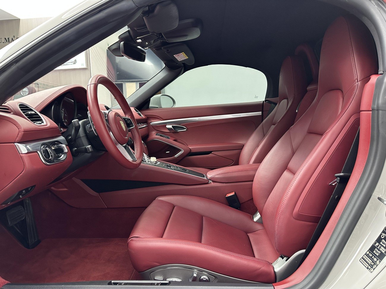 Porsche Boxster 2024