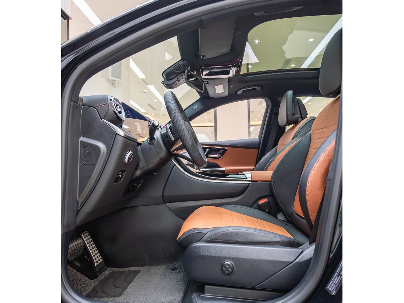 Mercedes-Benz GLC 260 4MATIC 2025