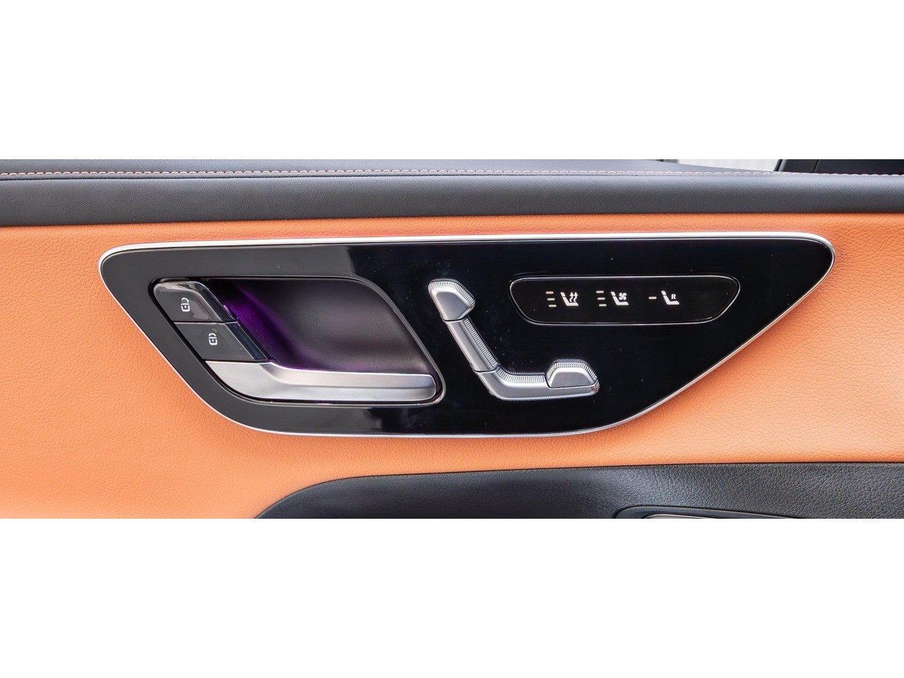 Mercedes-Benz GLC 260 4MATIC 2025