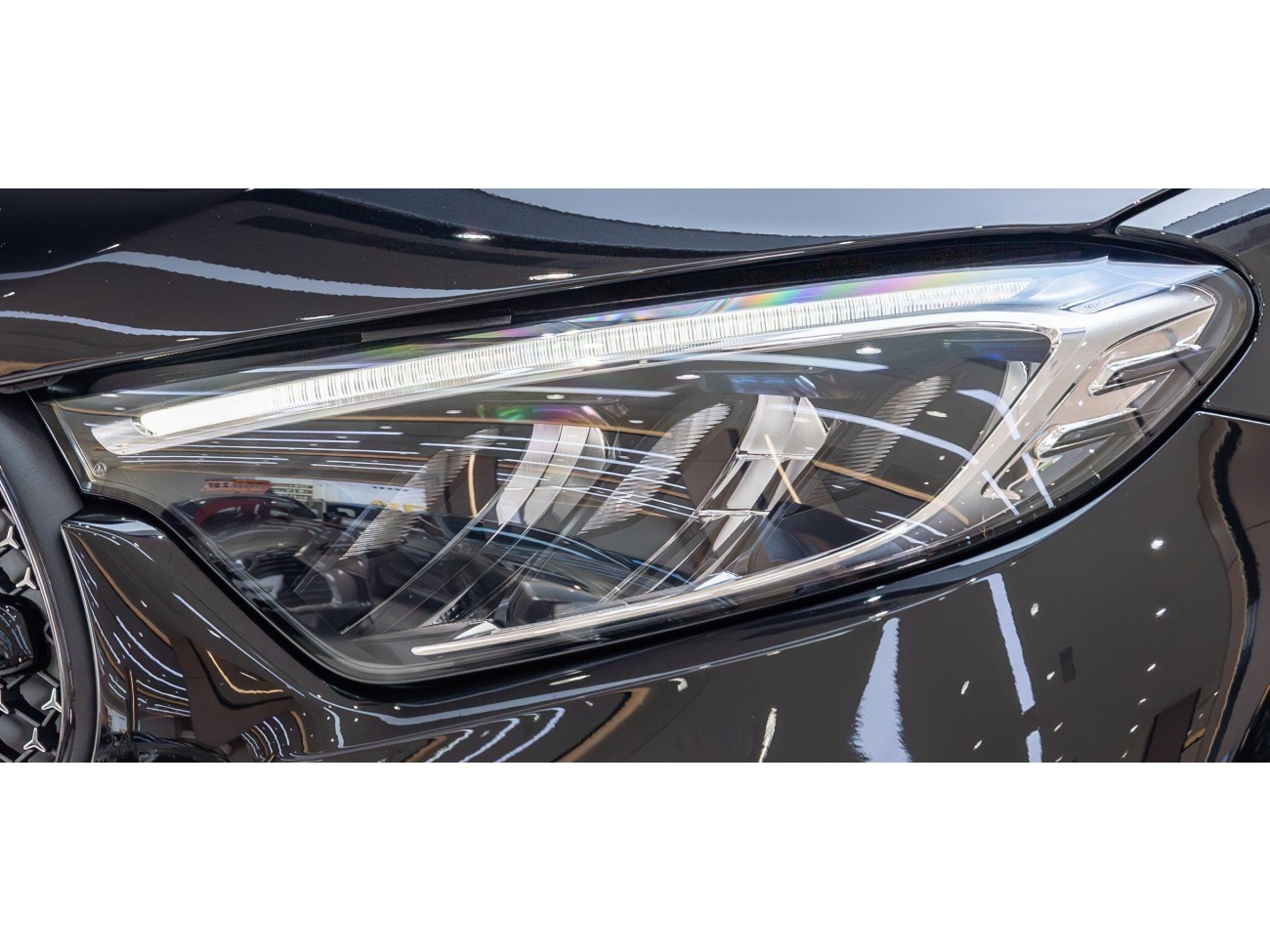 Mercedes-Benz GLC 260 4MATIC 2025