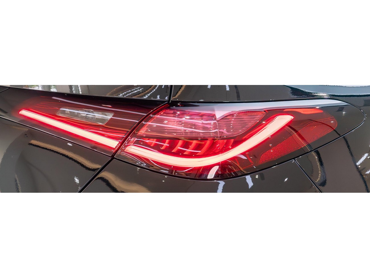 Mercedes-Benz GLC 260 4MATIC 2025