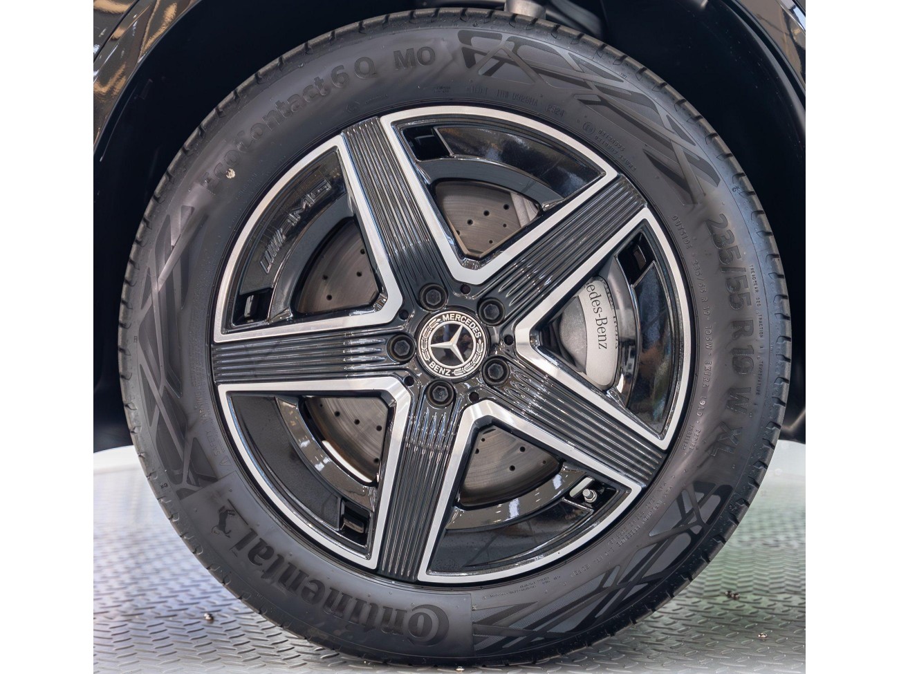 Mercedes-Benz GLC 260 4MATIC 2025