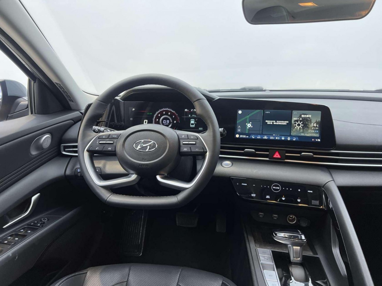 Hyundai Elantra 2023