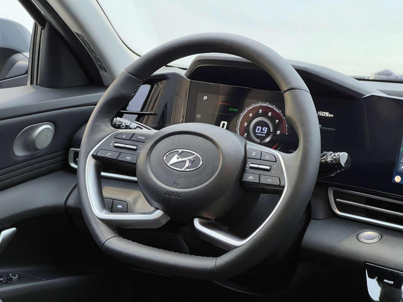 Hyundai Elantra 2023