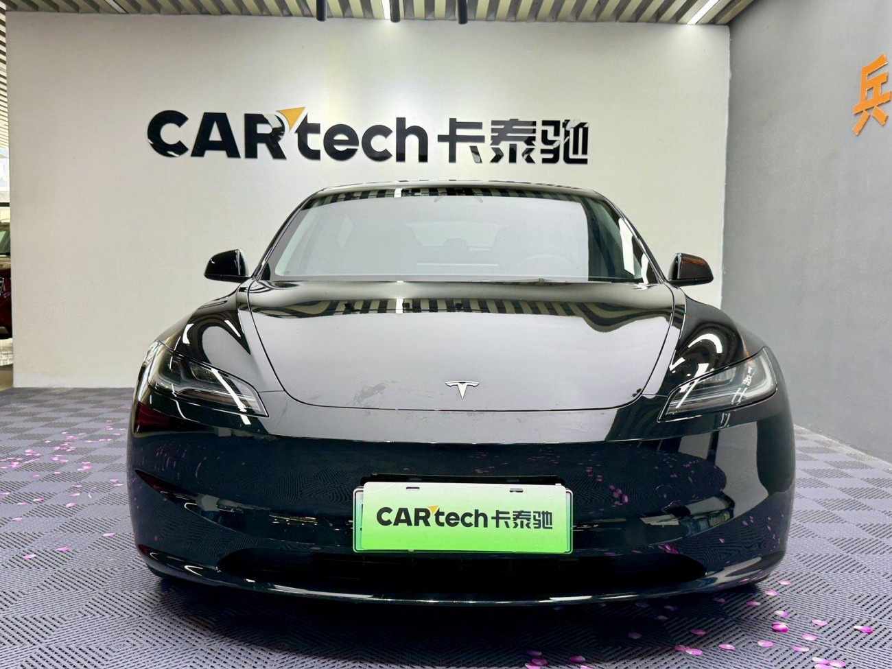 Tesla Model 3 2023