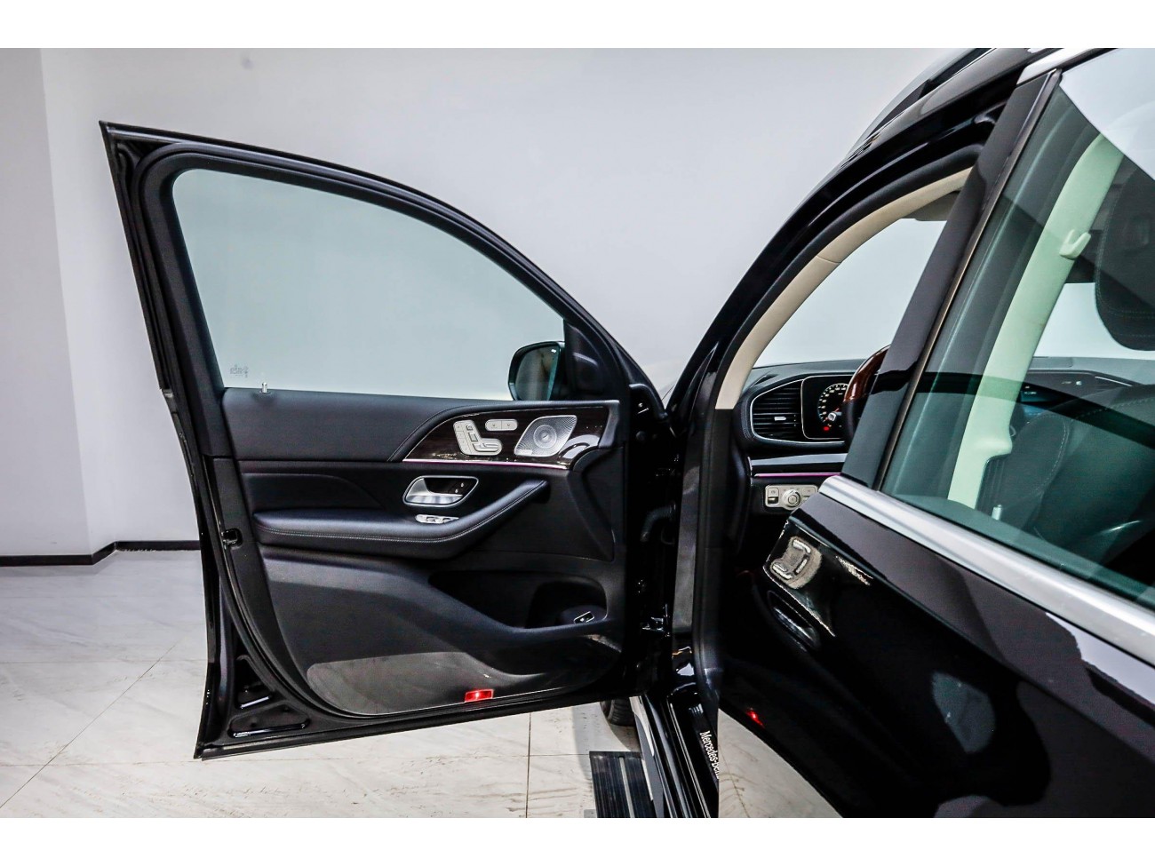 Mercedes-Benz GLS 450 4MATIC 2021