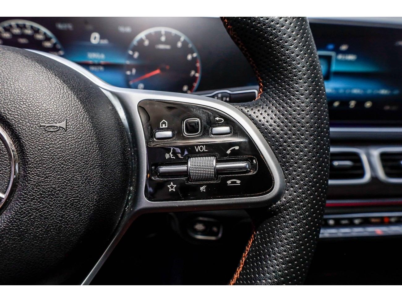 Mercedes-Benz GLS 450 4MATIC 2021