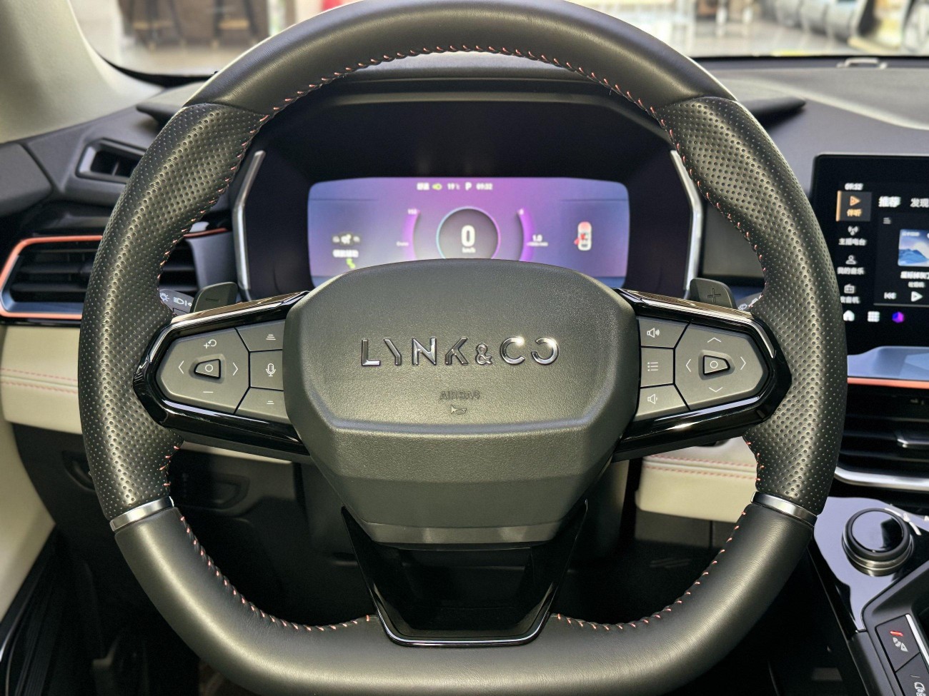 Lynk & Co 02 2021