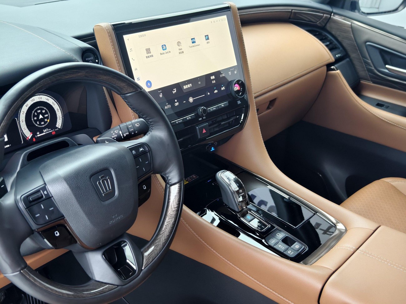 Toyota Vellfire 2024