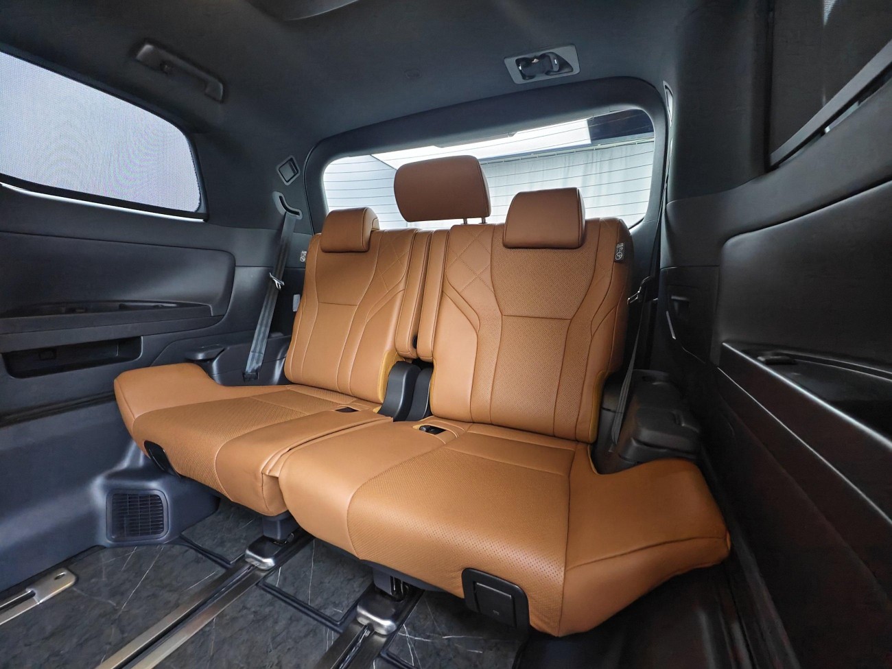Toyota Vellfire 2024