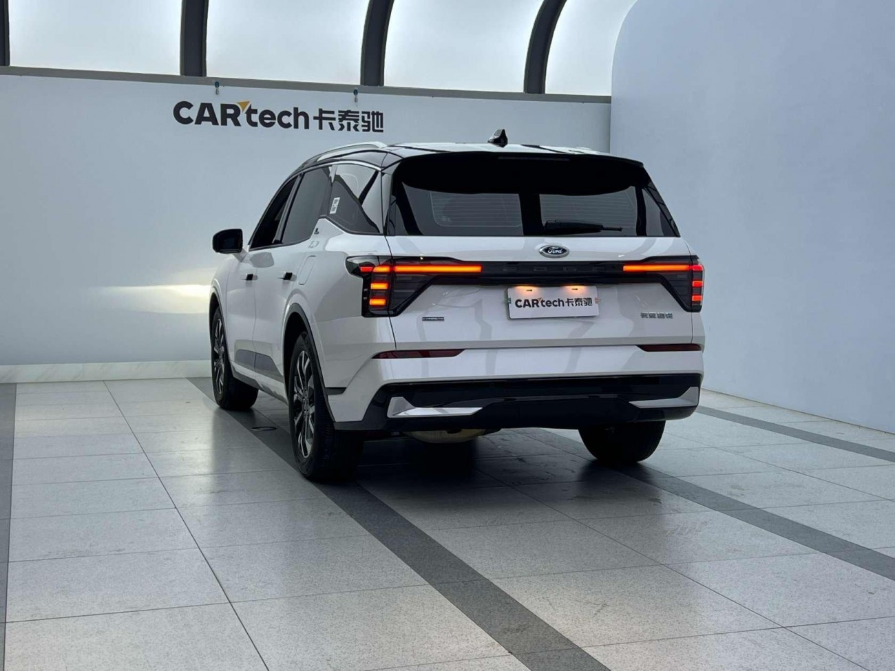 Ford Edge 2025