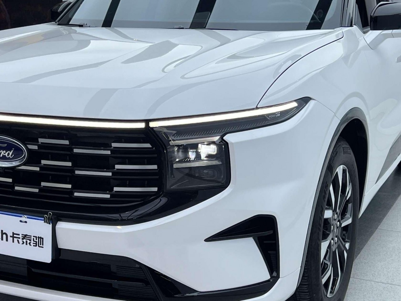 Ford Edge 2025