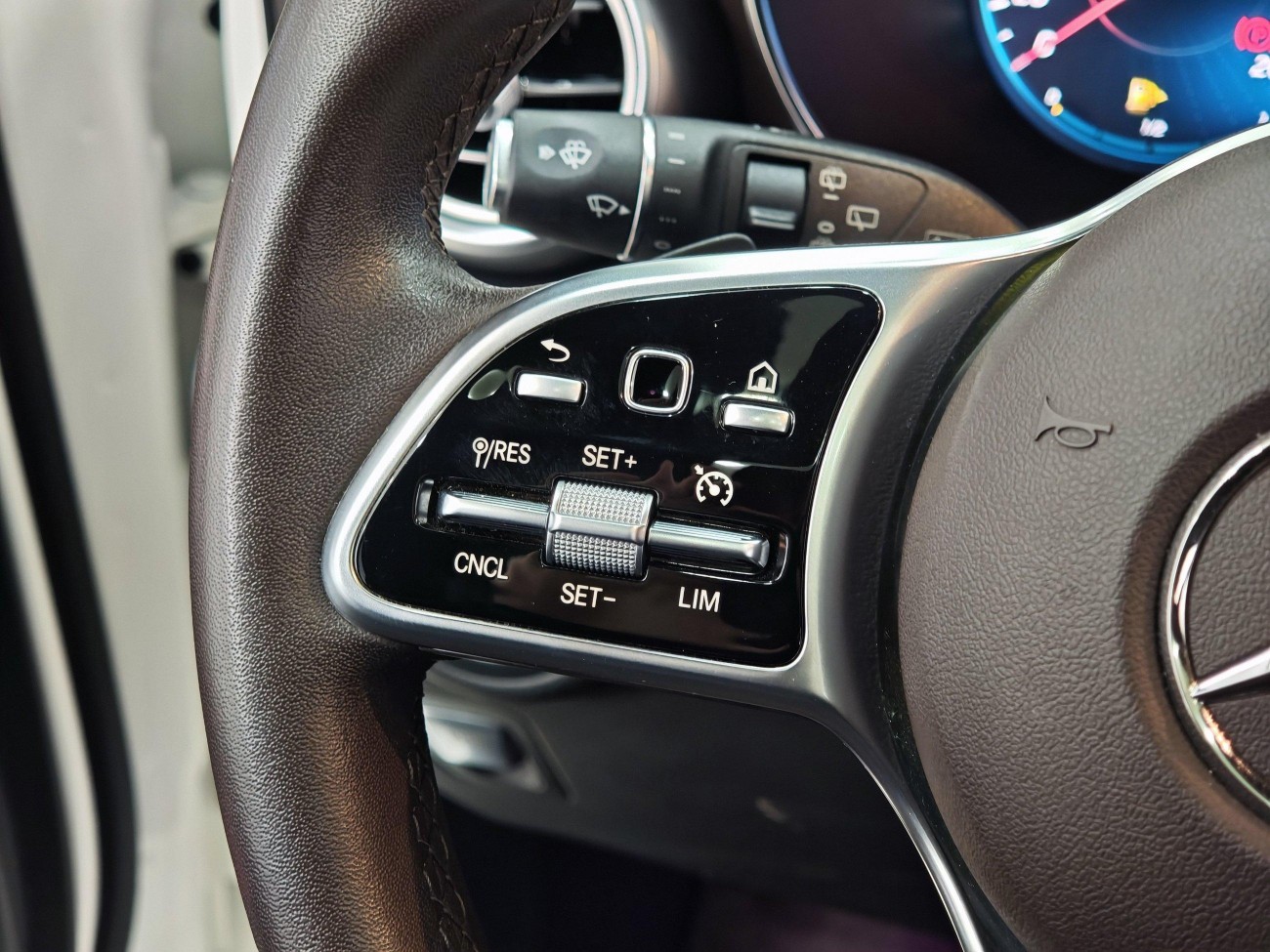 Mercedes-Benz GLC 300 L 2020