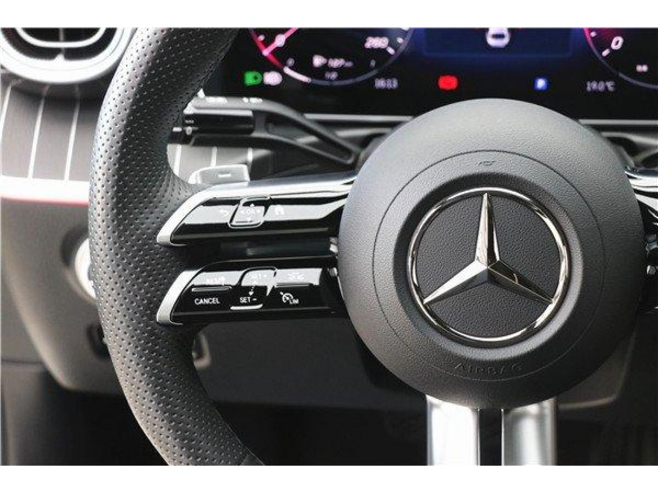 Mercedes-Benz C 260 L 2024