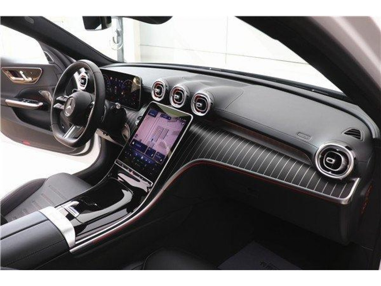 Mercedes-Benz C 260 L 2024