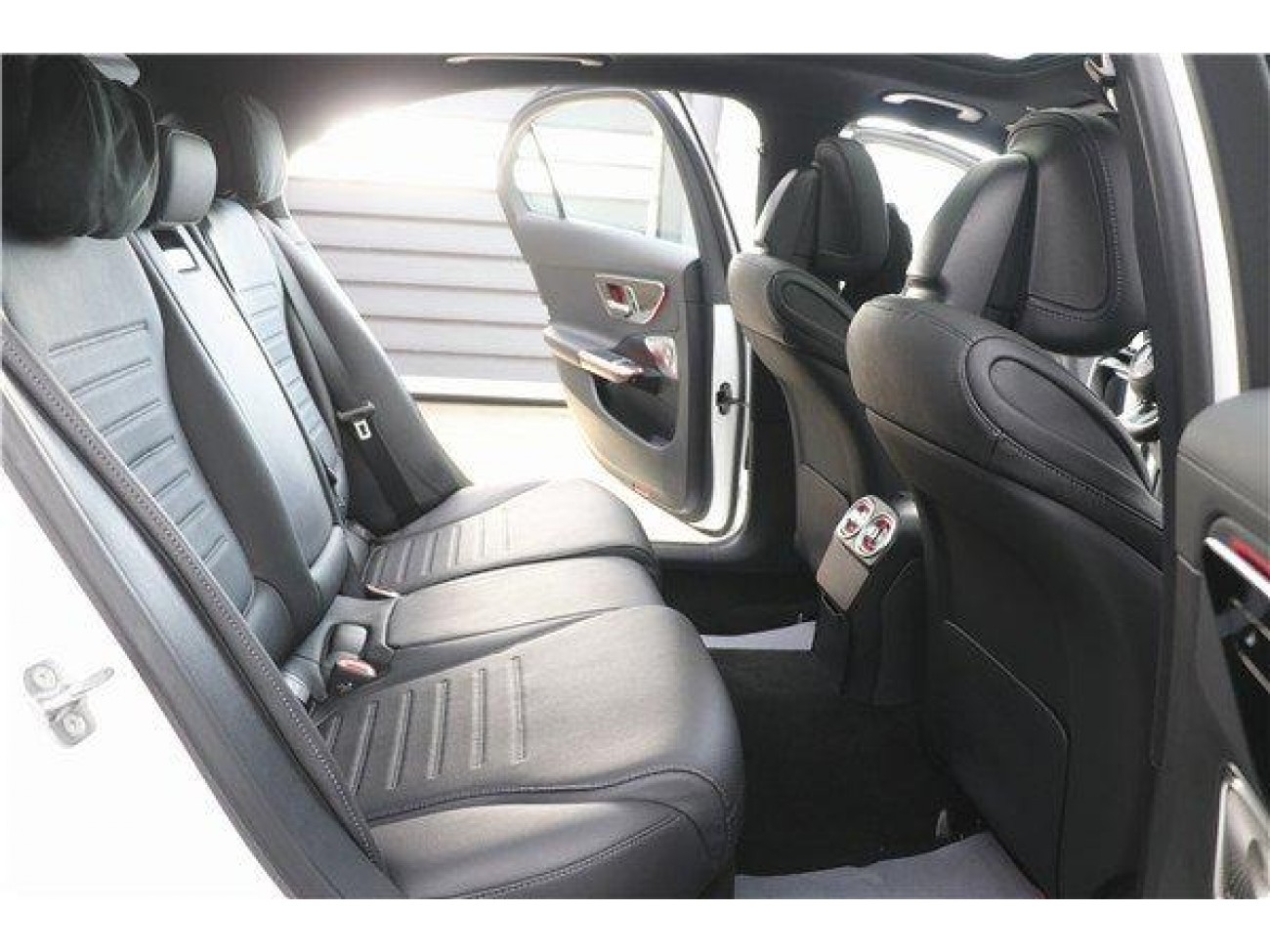 Mercedes-Benz C 260 L 2024