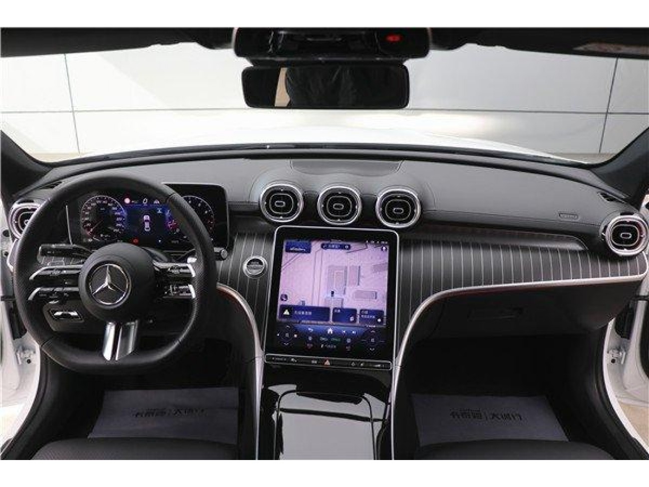Mercedes-Benz C 260 L 2024